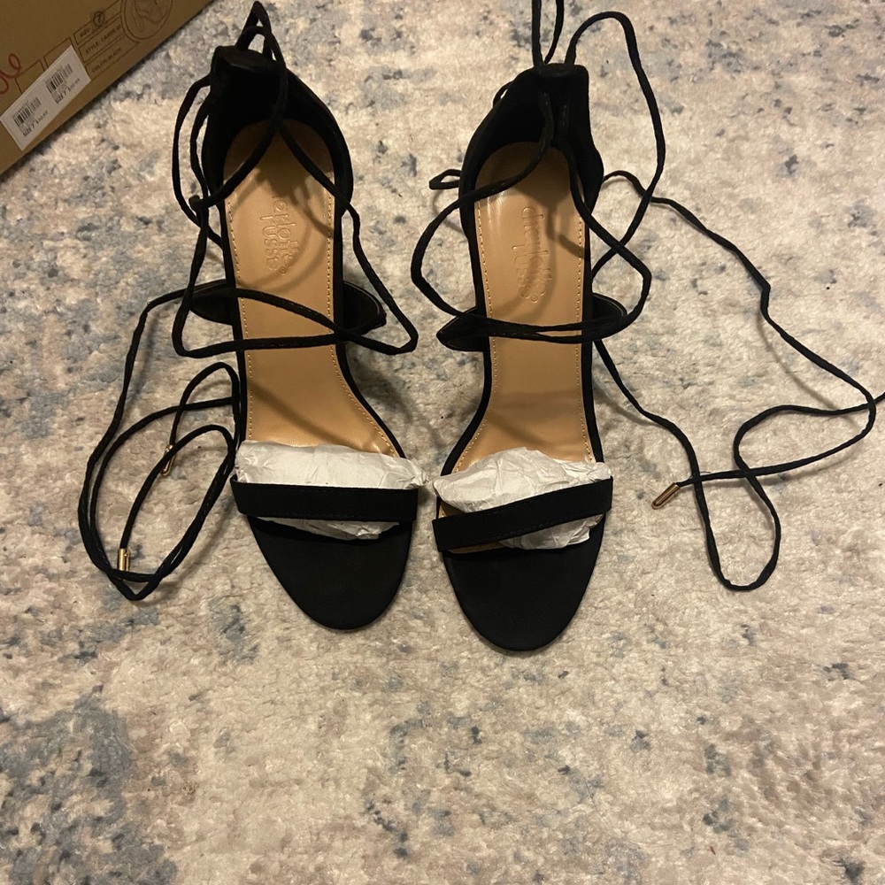 Black Cassie tie up heels - Brand New